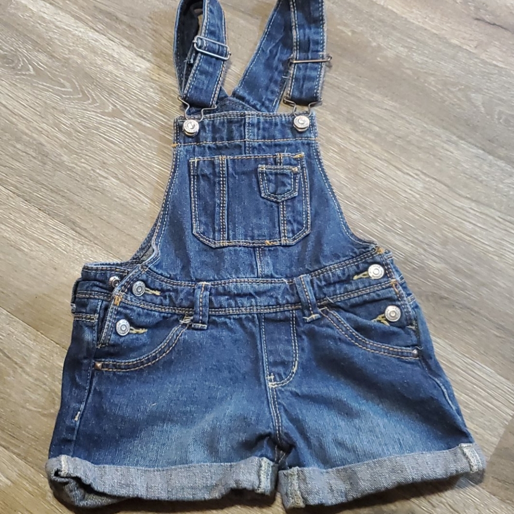 Short overalls